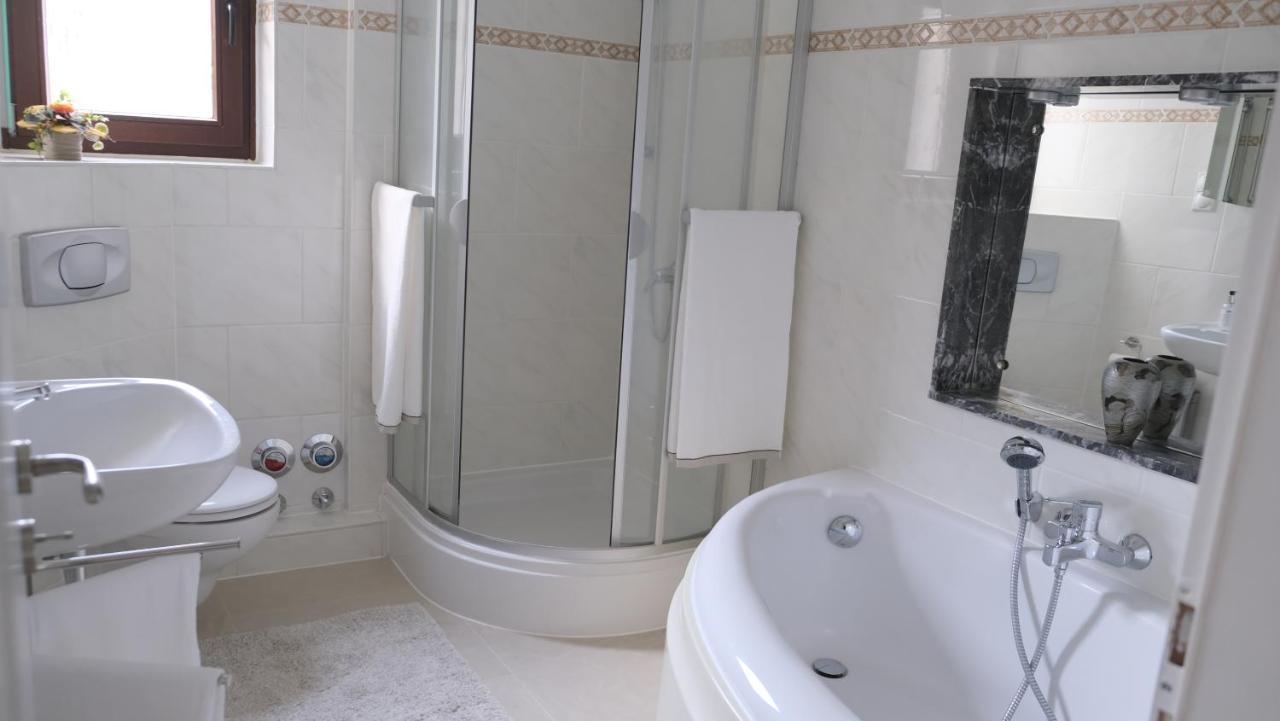 Summerset Ferienwohnung Rosengarten  Eksteriør billede